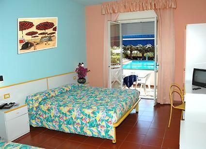 Hotel Seven Residence Palinuro Εξωτερικό φωτογραφία